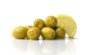 Manzanilla rellena limon